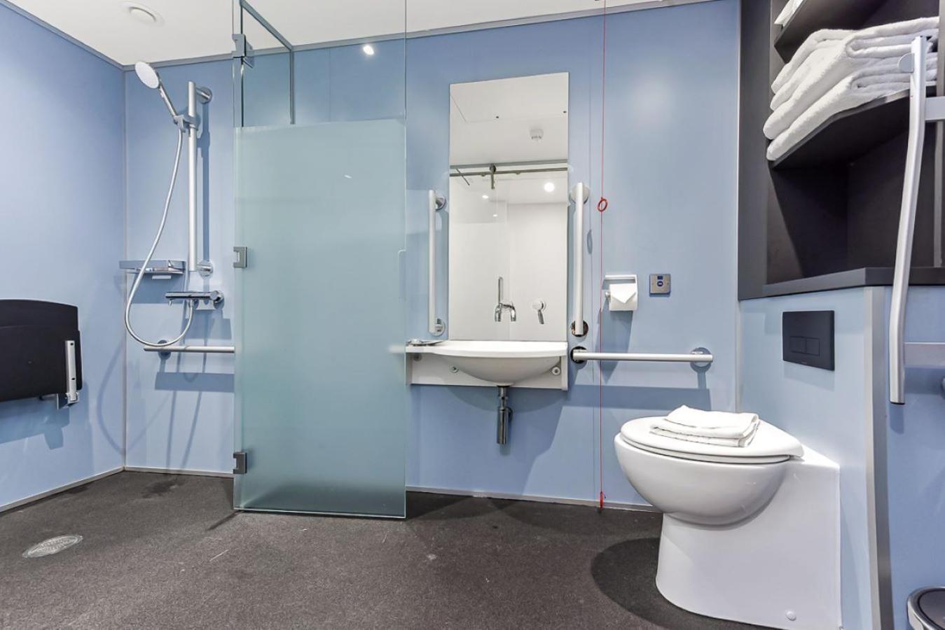 The Z Hotel Strand Лондон Экстерьер фото