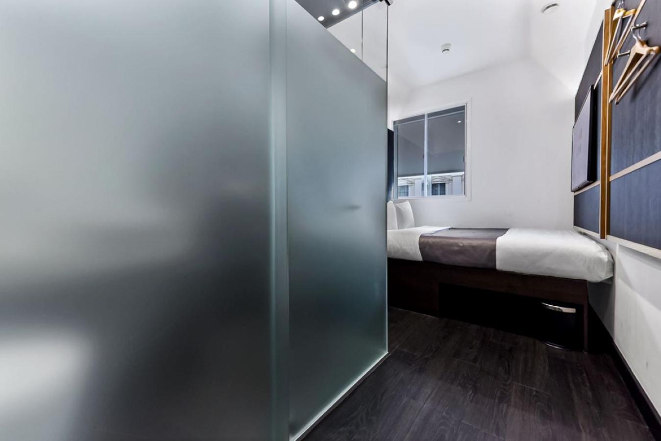The Z Hotel Strand Лондон Экстерьер фото